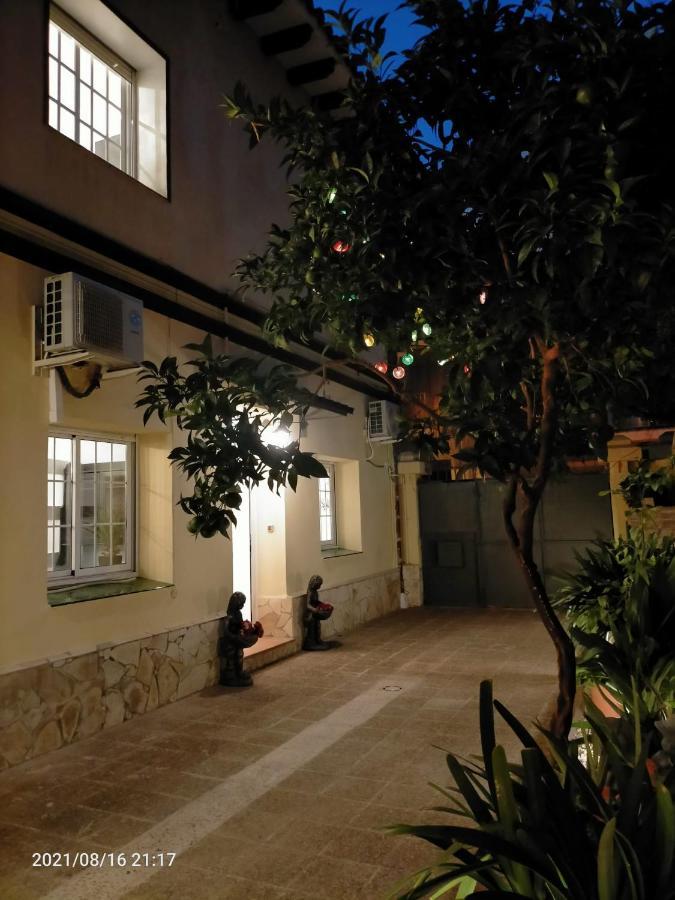 Casa Flores Del Mediterraneo Badalona Kültér fotó